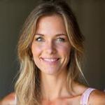 Porträt von Sophia Brunner, Leiterin Wellness & Retreats